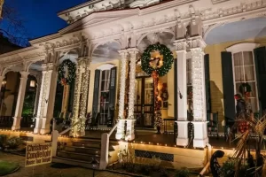 The Queen Victoria house on candlelight home tour with Christmas wreath
